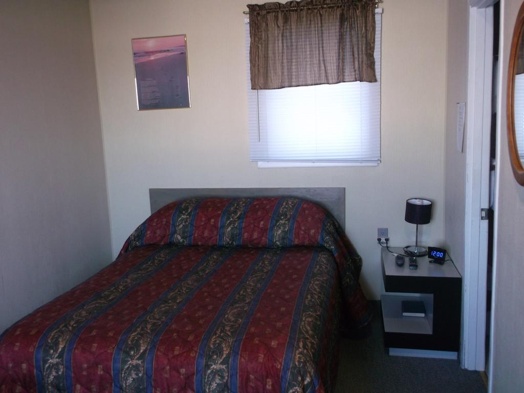 Haileybury Beach Motel الغرفة الصورة